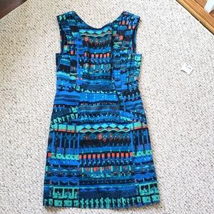 Graphic pattern dress. Has pockets. size 6